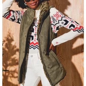 Tuckernuck Poblano Reversible Green Suede Faux Fur Vest Women’s Size Small